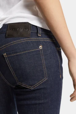 Dark Rinse Wash Jennifer Jeans