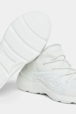 Fly Sneakers