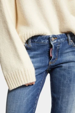 Medium Easy Wash Jennifer Jeans